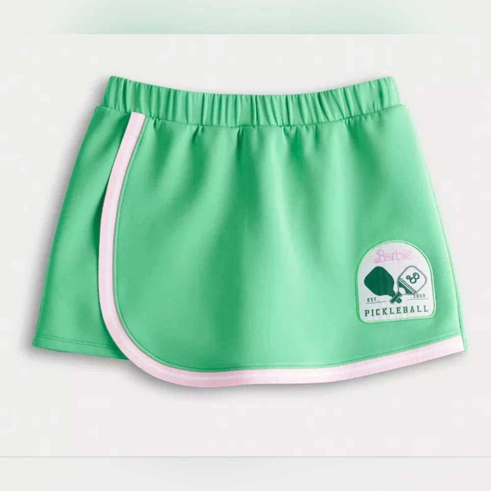 NWT junior Barbie pickelball skort